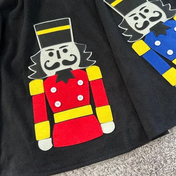 Unique Vintage Nutcracker Holiday Circle Skirt Pockets Christmas NO SIZE TAG - Picture 2 of 9